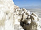 Покрытый льдом берег Черного моря около румынской Констанцы. © Vadim Ghirda/AP Photo